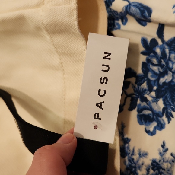 FINAL PRICE NWT Pac Sun Coney Island Picnic Transform and Destroy Tote - Picture 6 of 7